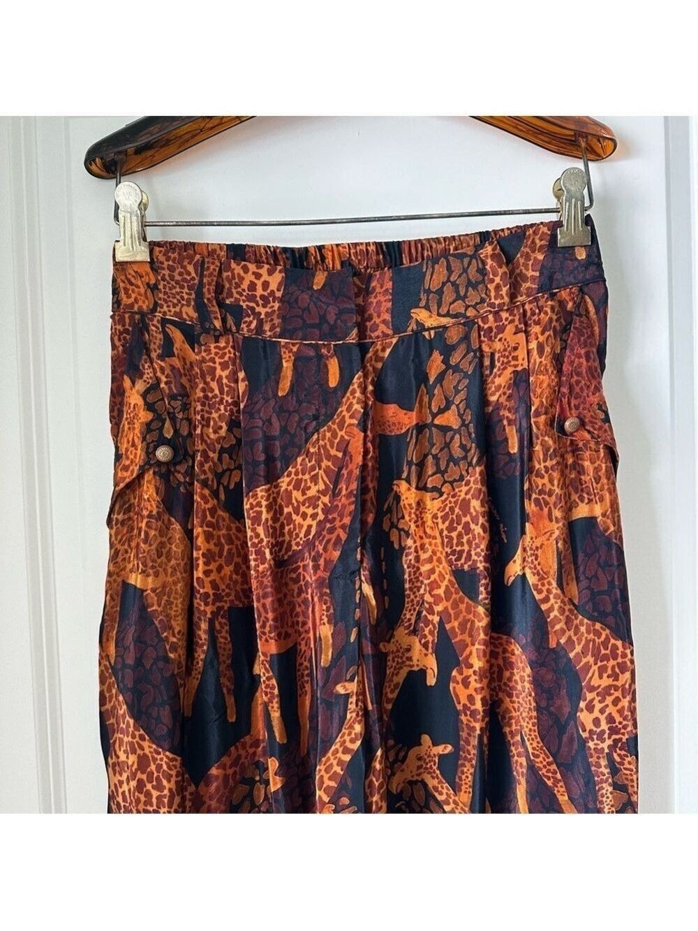 Farm Rio Black Giraffes Pants - Picture 2 of 11